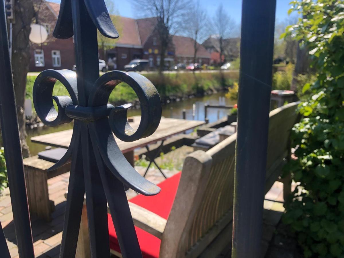 Gaestehaus Kajuete Direkt Am Wasser Friedrichstadt Ngoại thất bức ảnh