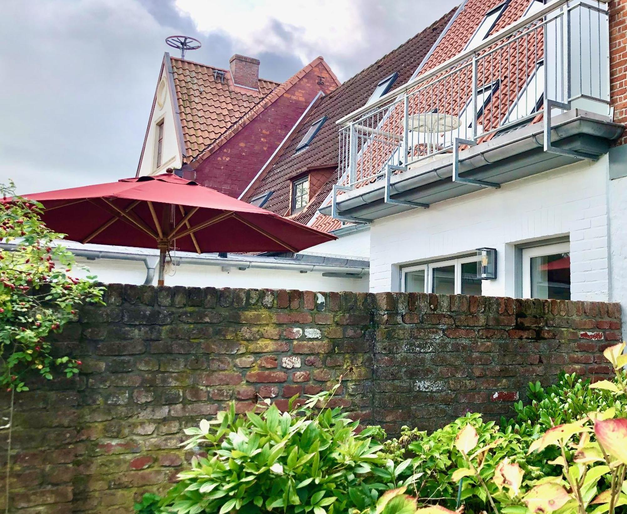 Gaestehaus Kajuete Direkt Am Wasser Friedrichstadt Ngoại thất bức ảnh