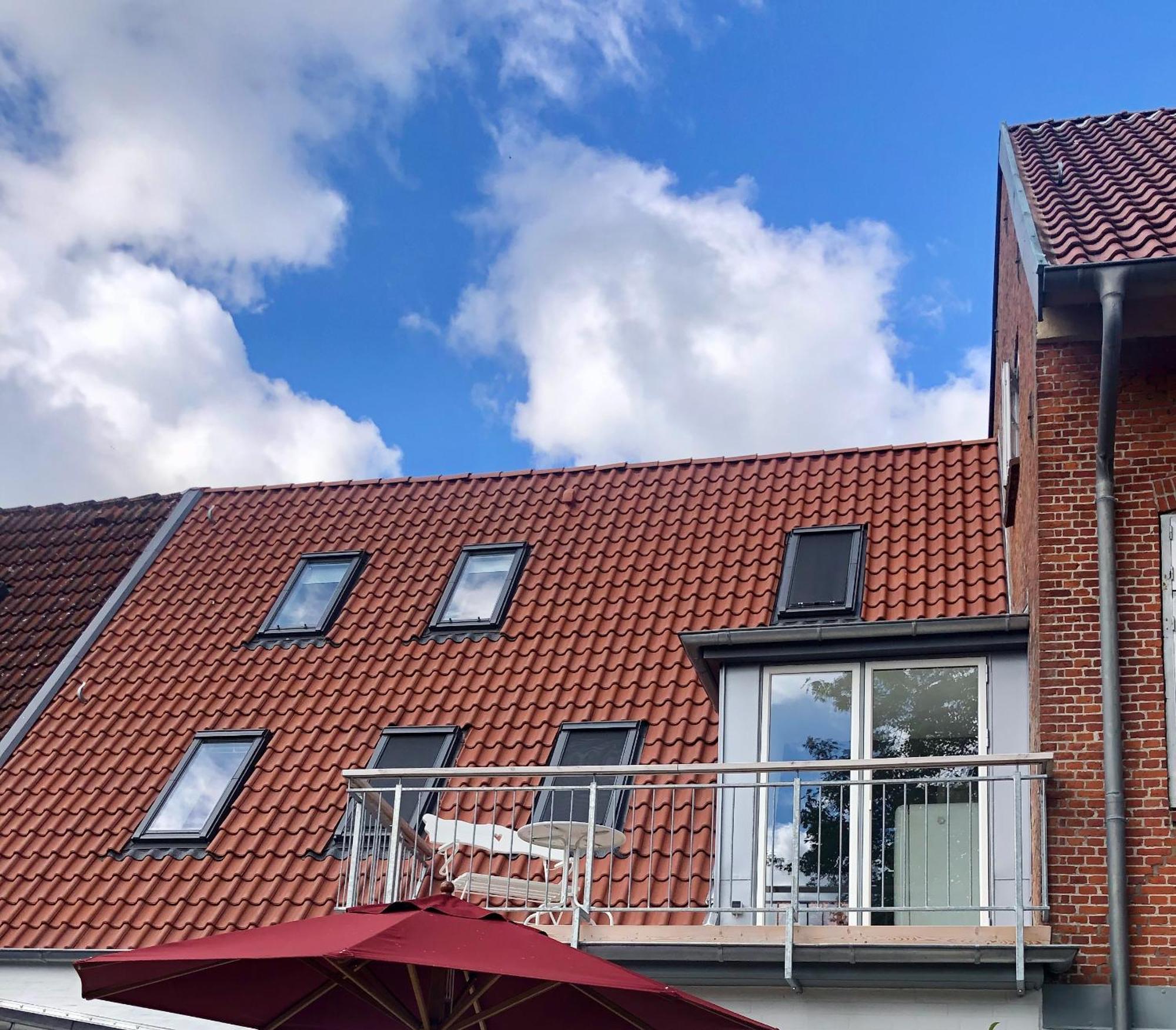 Gaestehaus Kajuete Direkt Am Wasser Friedrichstadt Ngoại thất bức ảnh